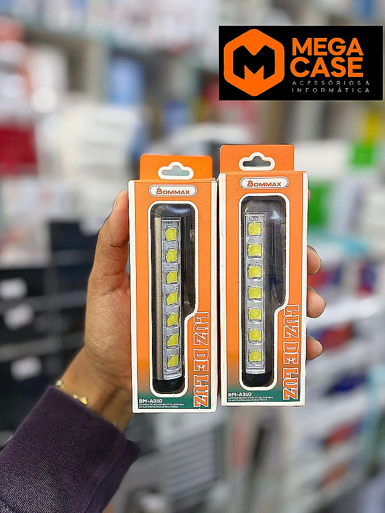 Luz de LED Automotiva Bommax BM-A310
